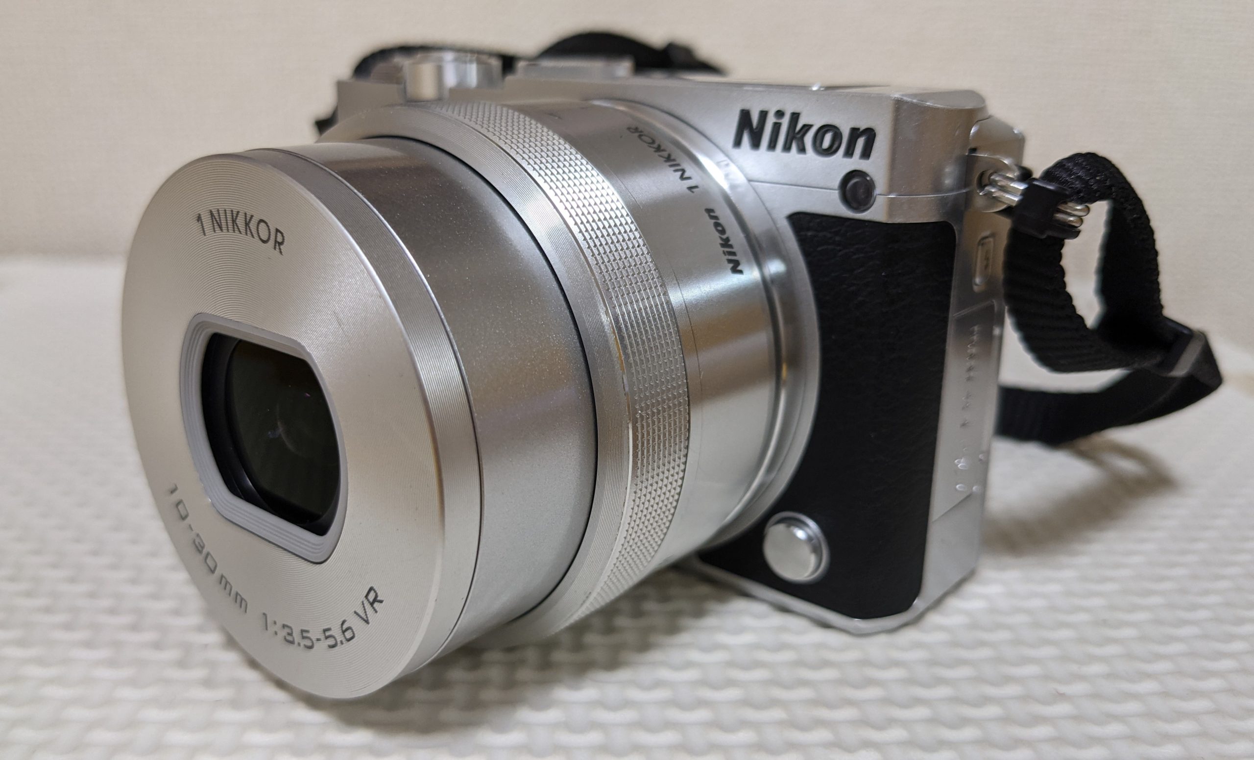 Nikon 1 J5レビュー！写真や動画の作例も【スマホ転送や使い方まで 